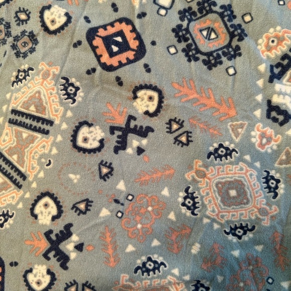 Size Large Zenana cardigan with 2 pair matching LuLaRoe TC Leggings Coral Blue - Picture 7 of 9